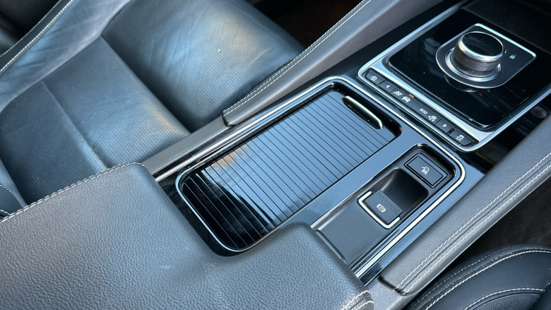 Jaguar F-Pace 2.0d [180] Chequered Flag 5dr Auto AWD Diesel Estate